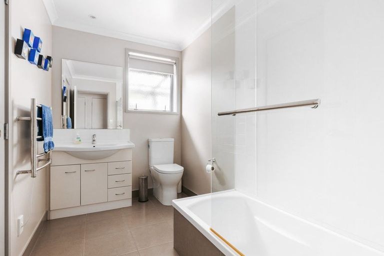 Photo of property in 5 Olive Close, Omokoroa, 3114