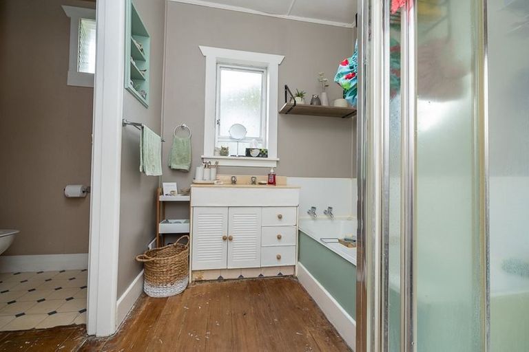 Photo of property in 18 Hinau Street, Maeroa, Hamilton, 3200