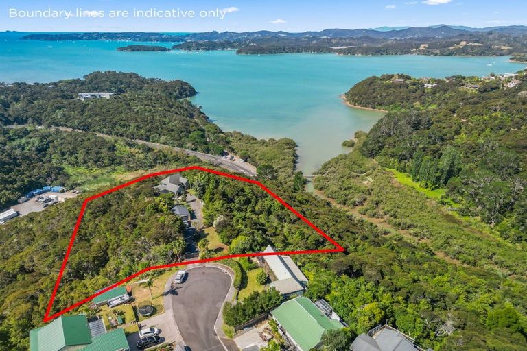 Photo of property in 119 Te Haumi Drive, Paihia, 0200