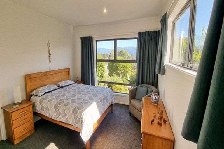 Photo of property in 6 Mcdonald Place, Collingwood, 7073