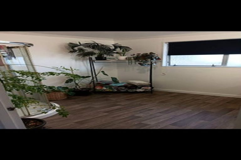 Photo of property in 116 Russell Street, Westport, 7825