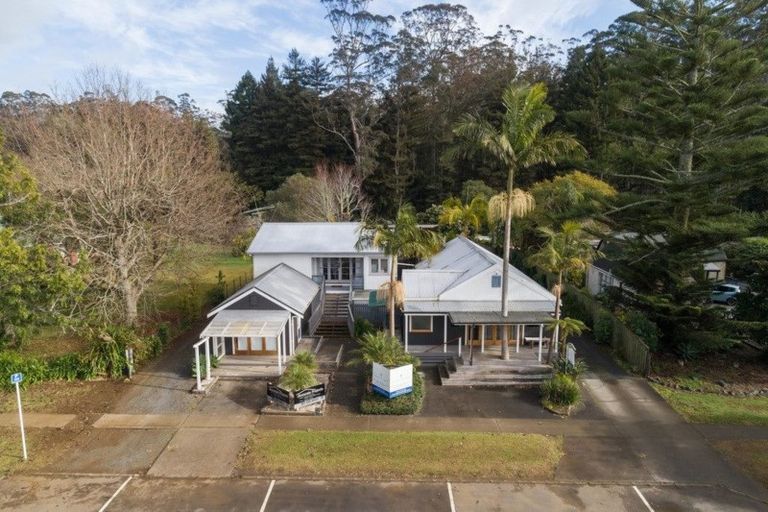 Photo of property in 132 Kerikeri Road, Kerikeri, 0230
