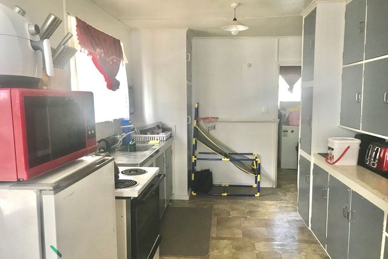 Photo of property in 22 Waipapa Crescent, Otara, Auckland, 2023