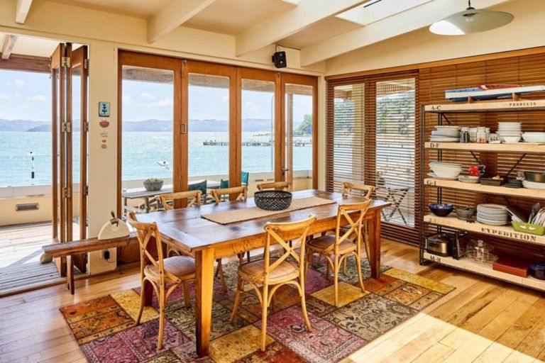 Photo of property in 612 Marine Drive, Days Bay, Lower Hutt, 5013