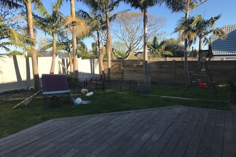 Photo of property in 33 Howe Street, Howick, Auckland, 2014