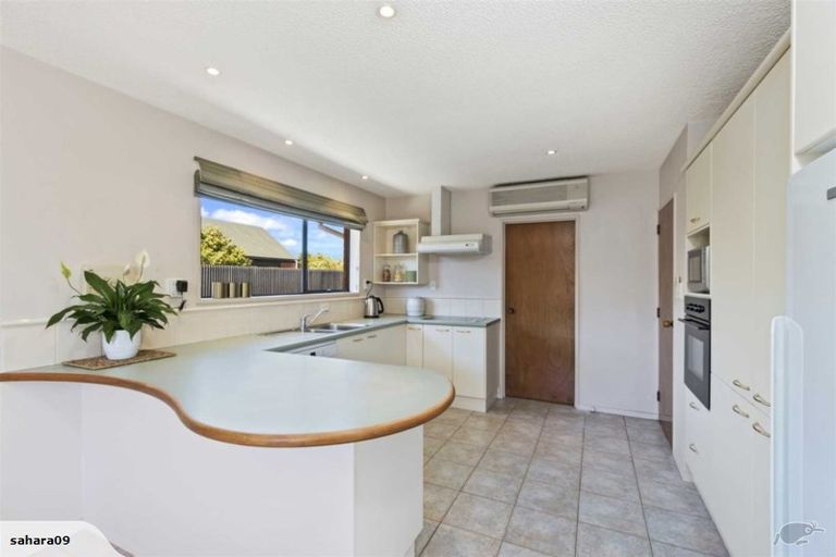 Photo of property in 152 Sawyers Arms Road, Northcote, Christchurch, 8052