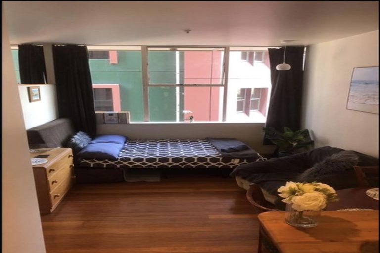 Photo of property in Terrace Tower Apartments, 3c/126 The Terrace, Wellington Central, Wellington, 6011