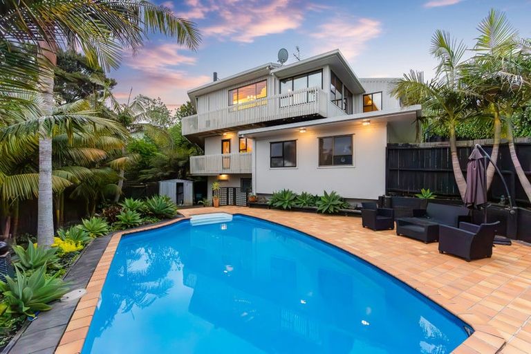 Photo of property in 33 Stredwick Drive, Torbay, Auckland, 0630