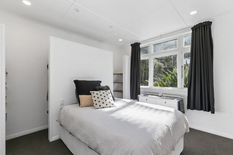 Photo of property in 21 Beach Street, Island Bay, Wellington, 6023