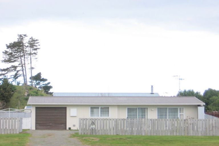 Photo of property in 66b Union Street, Foxton, 4814