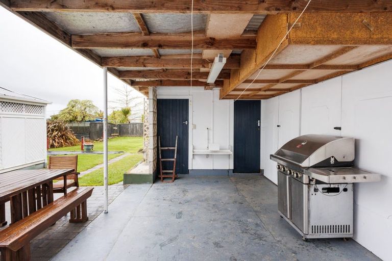 Photo of property in 9 Mersey Street, Rongotea, 4476