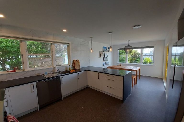 Photo of property in 8 Whanganui Street, Miramar, Wellington, 6022