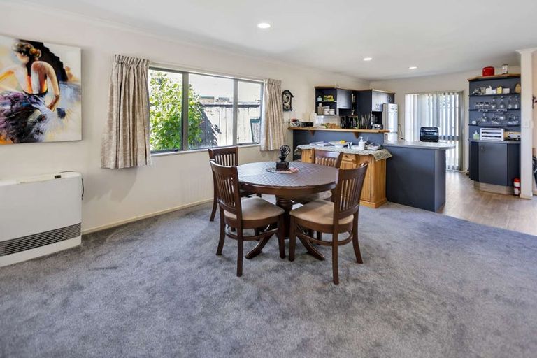 Photo of property in 285 Vaughan Road, Owhata, Rotorua, 3010