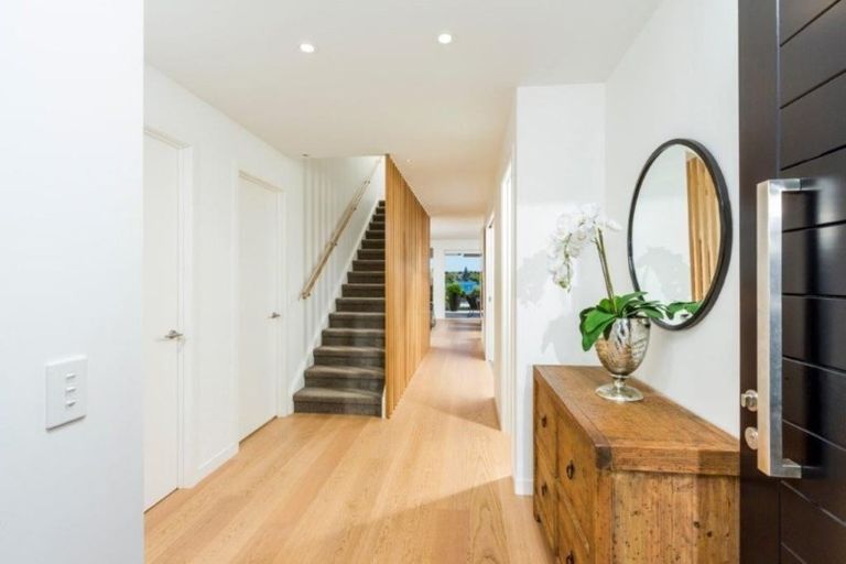 Photo of property in 12 Kitchener Road, Takapuna, Auckland, 0622