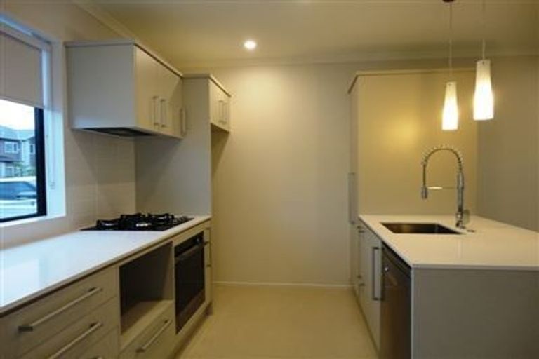 Photo of property in 23 Pencaitland Drive, Flat Bush, Auckland, 2019