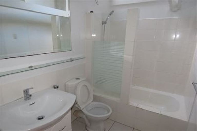 Photo of property in 4/33 Newbridge Place, Ilam, Christchurch, 8041