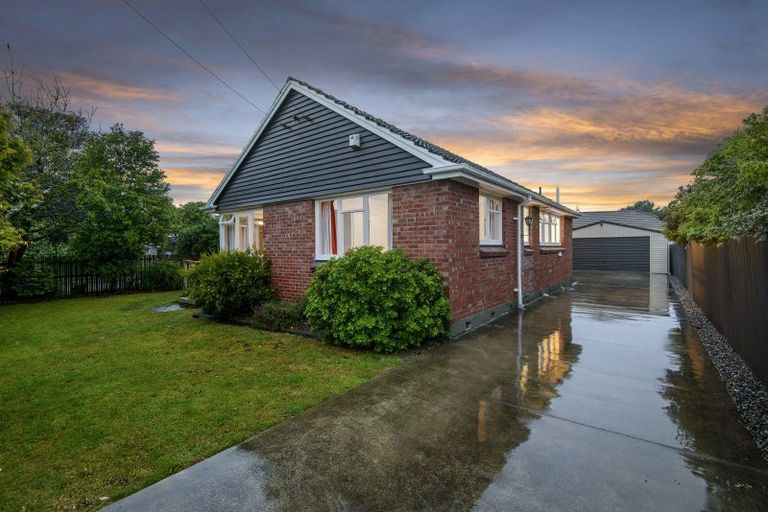 Photo of property in 36 Morrison Avenue, Northcote, Christchurch, 8052