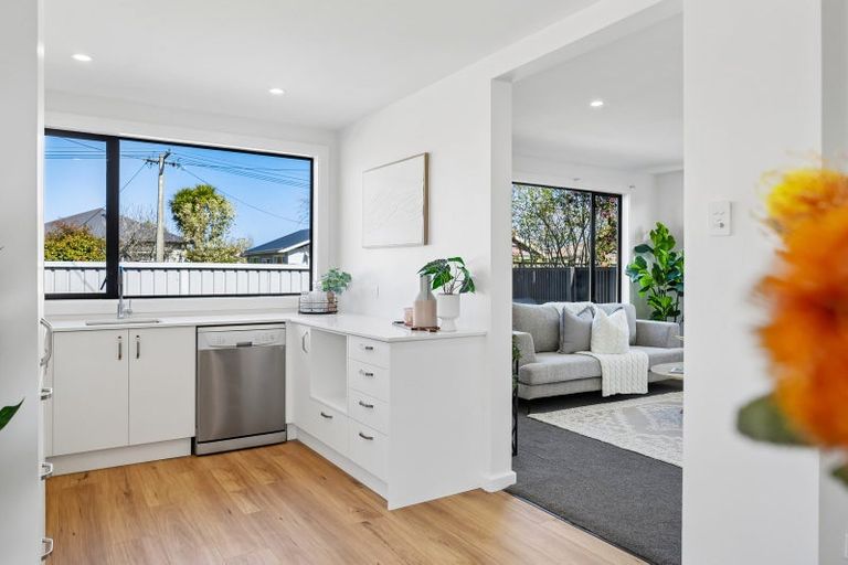 Photo of property in 6 Jennings Place, Rangiora, 7400