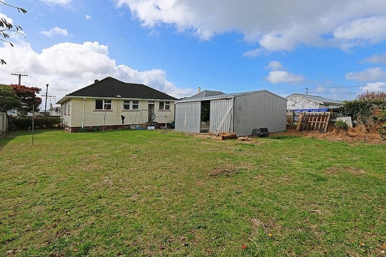 Photo of property in 47 Reid Avenue, Hawera, 4610