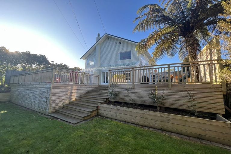 Photo of property in 66 Cashmere Avenue, Khandallah, Wellington, 6035