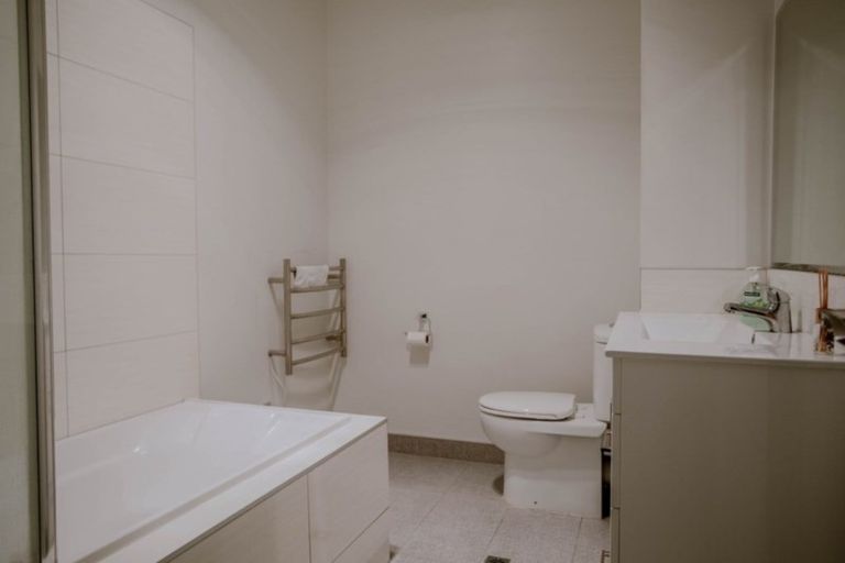 Photo of property in 24c/132 Stancombe Road, Flat Bush, Auckland, 2016