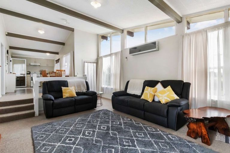 Photo of property in 57 Mallard Drive, Selwyn Heights, Rotorua, 3015