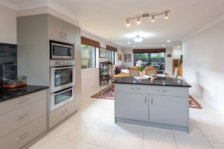 Photo of property in 29a Advene Road, Cockle Bay, Auckland, 2014