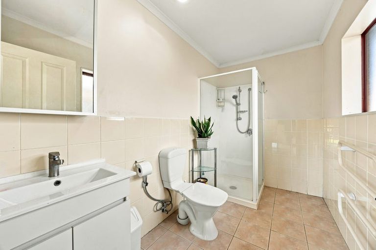 Photo of property in 54 Greenberry Drive, Ranui, Auckland, 0612