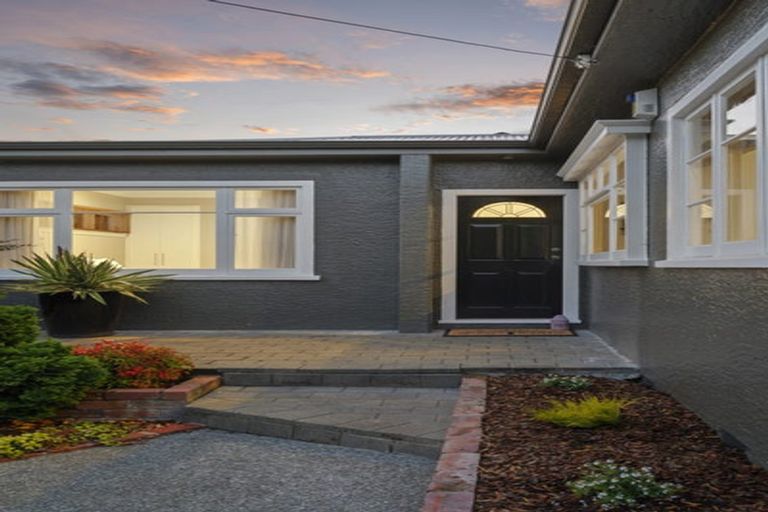 Photo of property in 5 Otara Street, Ilam, Christchurch, 8053