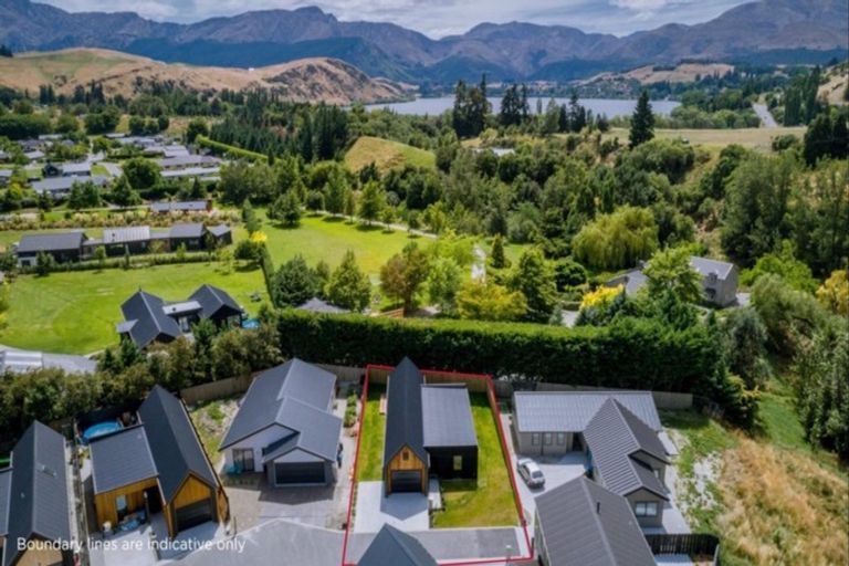 Photo of property in 7 Bathans Lane, Lake Hayes, Queenstown, 9304