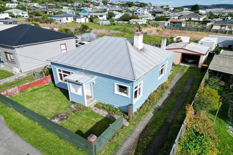 Photo of property in 15 Henderson Street, Kingswell, Invercargill, 9812