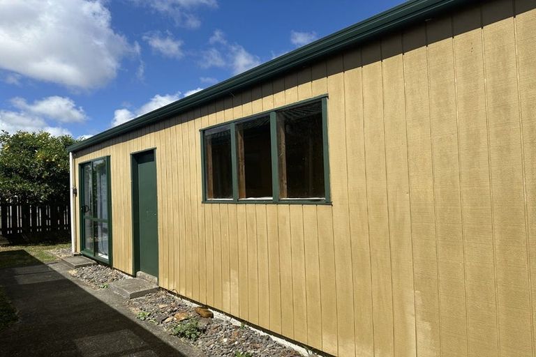 Photo of property in 1 Adkin Avenue, Levin, 5510