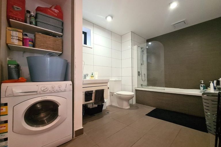 Photo of property in Revolucion Apartments, 101n/28 Torrens Terrace, Mount Cook, Wellington, 6011