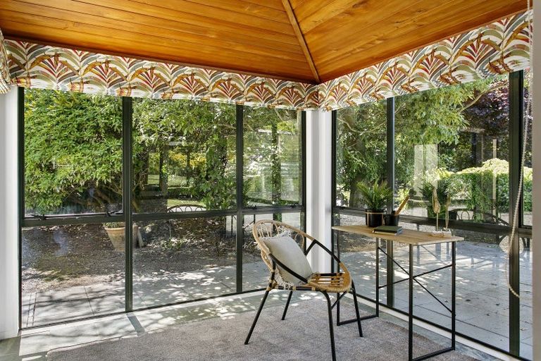 Photo of property in 71 Gillespie Place, Acacia Bay, Taupo, 3385