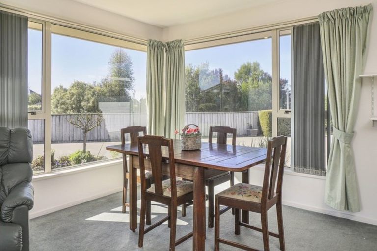 Photo of property in 20 Clifford Place, Amberley, 7410