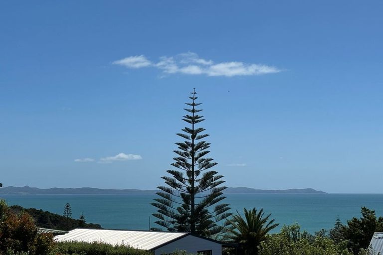 Photo of property in 77 Stratford Drive, Cable Bay, 0420