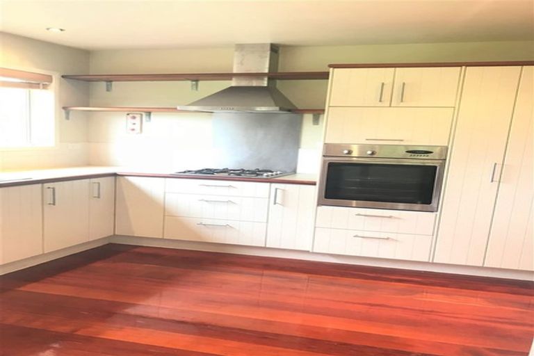 Photo of property in 9 Bristol Road, Whenuapai, Auckland, 0618