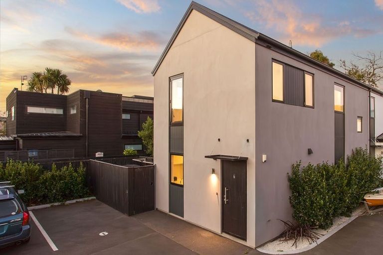 Photo of property in 6/64 Brockworth Place, Riccarton, Christchurch, 8011