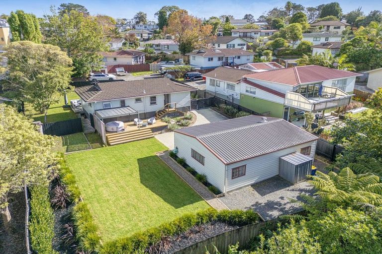 Photo of property in 20 Spargo Road, Massey, Auckland, 0614
