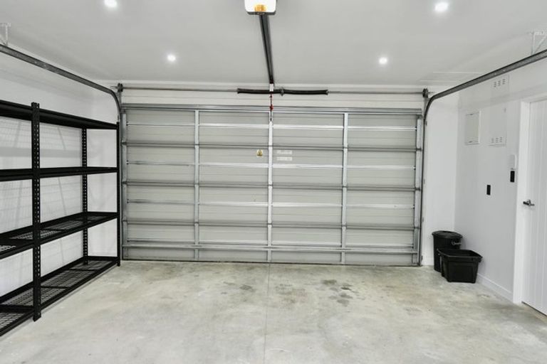 Photo of property in 27 Rosalie Terrace, Kelvin Grove, Palmerston North, 4414