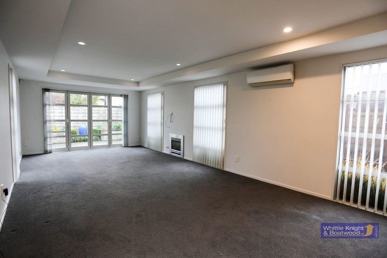 Photo of property in 484 Barbadoes Street, Edgeware, Christchurch, 8013