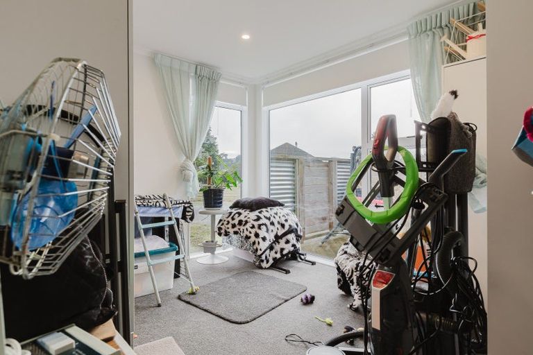 Photo of property in 25 Stanly Street, Eketahuna, 4900