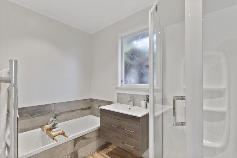 Photo of property in 45 English Street, St Andrews, Hamilton, 3200