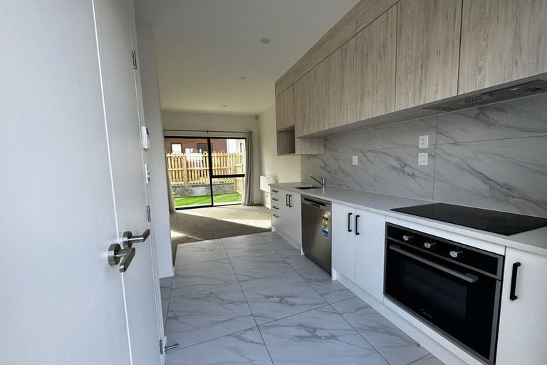 Photo of property in 13 Hari Place, Favona, Auckland, 2024