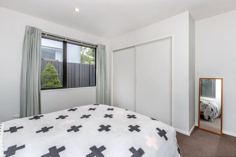Photo of property in 109a Memorial Avenue, Burnside, Christchurch, 8053