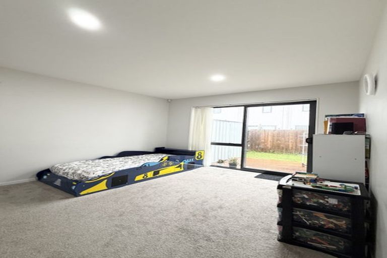 Photo of property in 33 Waka Street, Albany Heights, Auckland, 0632