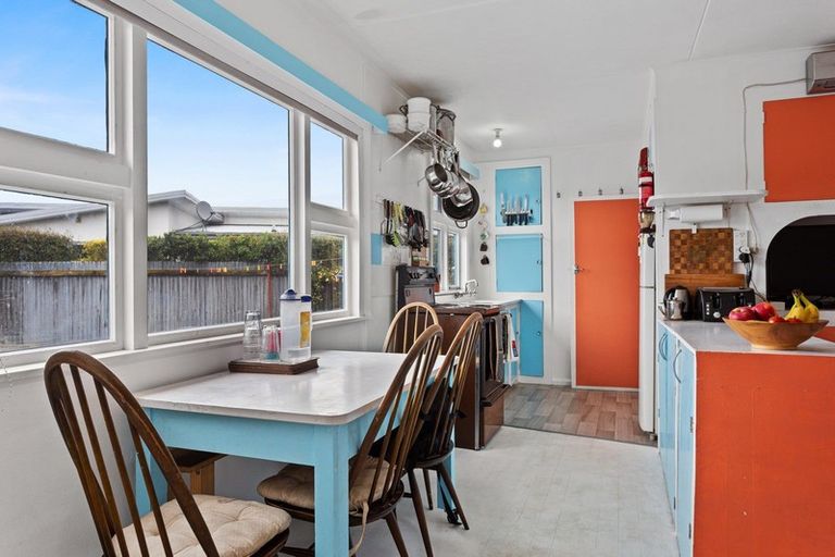 Photo of property in 26 Grierson Avenue, Amberley, 7481