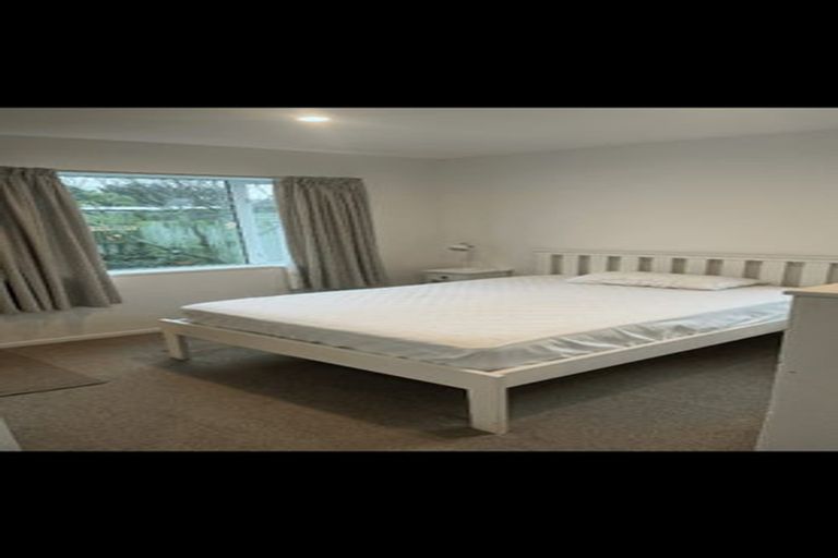 Photo of property in 8 Effingham Street, North New Brighton, Christchurch, 8083