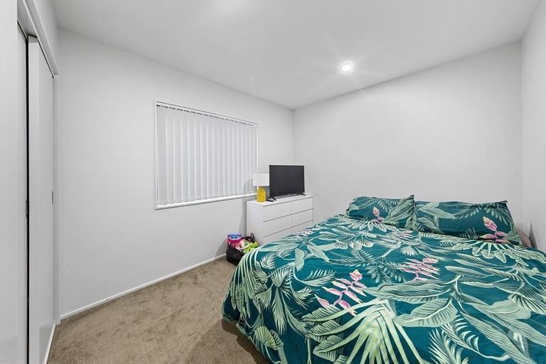 Photo of property in 28a Ronald Place, Manurewa, Auckland, 2102