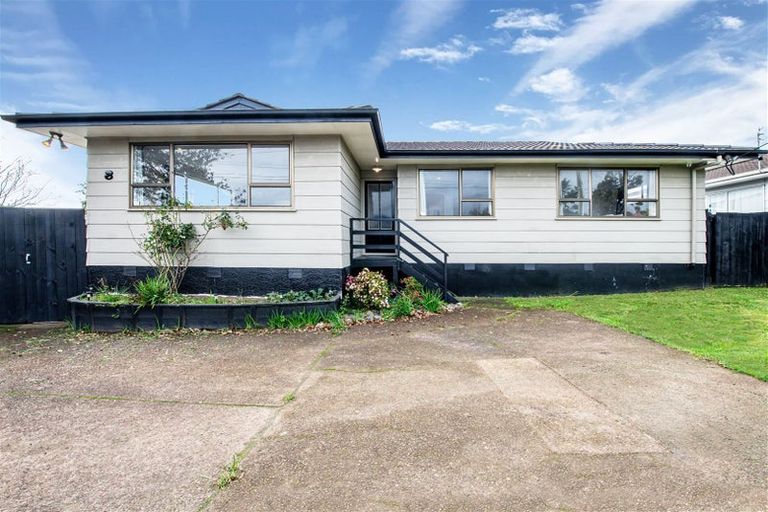 Photo of property in 8 Forest Hill Road, Henderson, Auckland, 0612